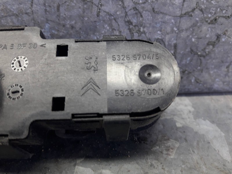 Recambio de mando elevalunas delantero izquierdo para peugeot 407 referencia OEM IAM 532697045 532697001 