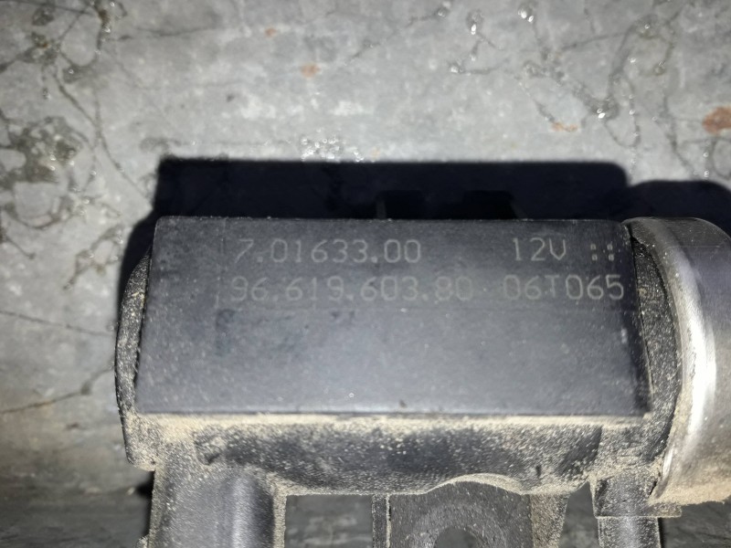 Recambio de valvula aire adicional para peugeot 407 referencia OEM IAM 9661960380 70163300 