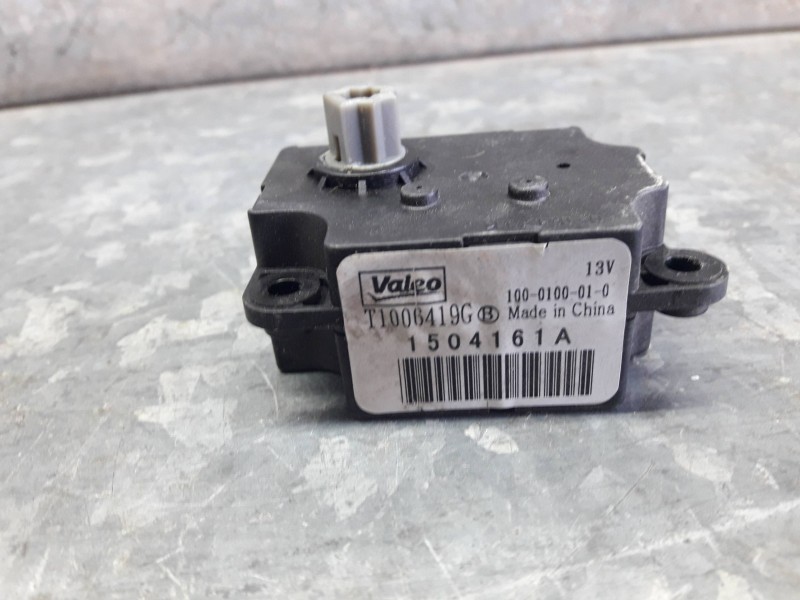 Recambio de motor apertura trampillas climatizador para opel mokka referencia OEM IAM T1006419G 1504161A 