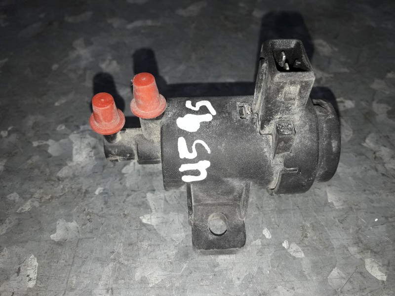 Recambio de valvula aire adicional para opel vivaro furgón/combi (07.2006 =>) referencia OEM IAM 7700113071  