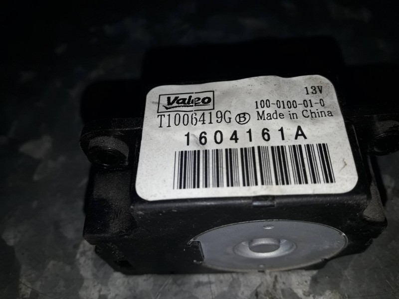 Recambio de motor apertura trampillas climatizador para opel mokka referencia OEM IAM T1006419G 1604161A 