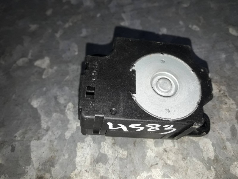 Recambio de motor apertura trampillas climatizador para opel mokka referencia OEM IAM T1006419G 1604161A 