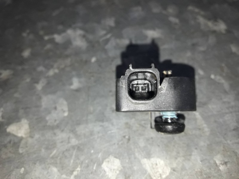 Recambio de sensor de impacto para opel mokka referencia OEM IAM 313578678  