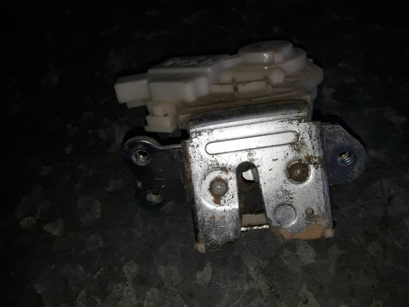 Recambio de cerradura maletero / porton para mitsubishi eclipse cross referencia OEM IAM   