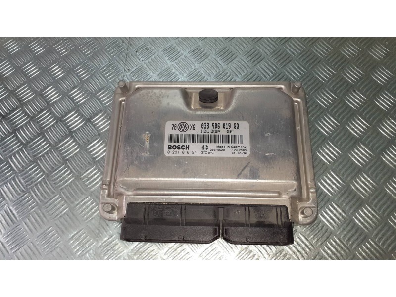 Recambio de centralita motor uce para volkswagen passat berlina (3b3) referencia OEM IAM 038906019GQ  0281010941