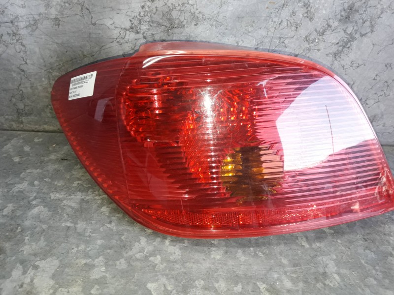 Recambio de piloto trasero izquierdo para peugeot 307 (s1) referencia OEM IAM 890228595Q1  VALEO