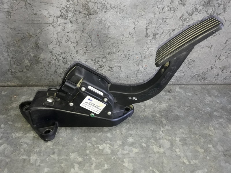 Recambio de pedal acelerador para kia carens (un) concept referencia OEM IAM 327261D200 BIV0112A1D200 
