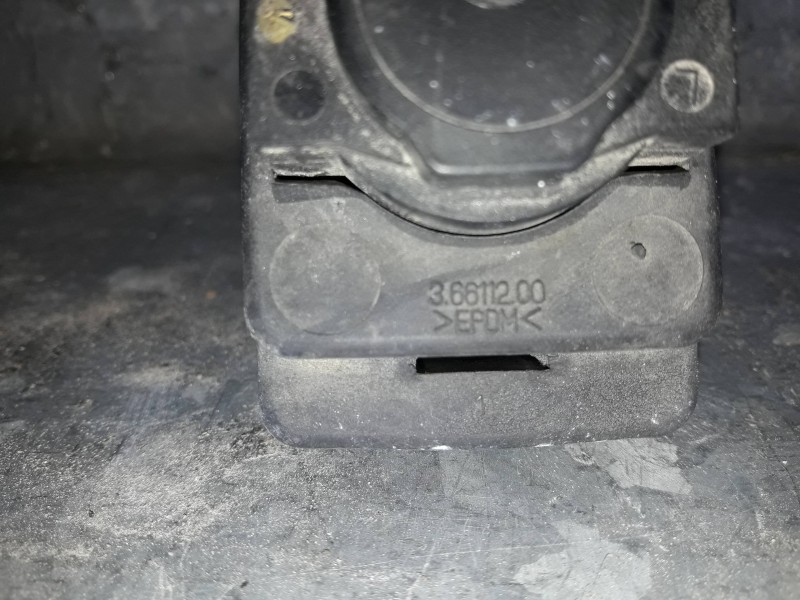 Recambio de valvula aire adicional para kia carens (un) concept referencia OEM IAM 36611200  