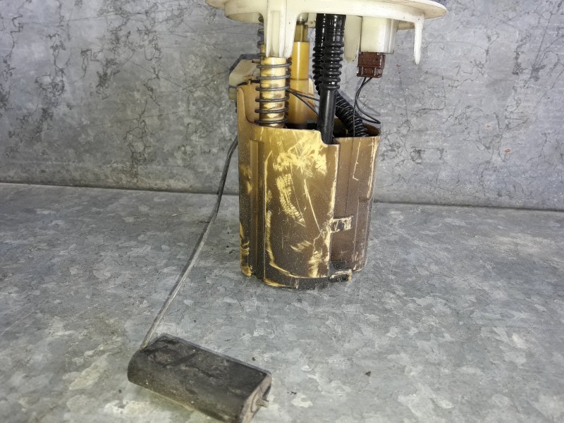 Recambio de aforador para peugeot 407 referencia OEM IAM 9647083480  