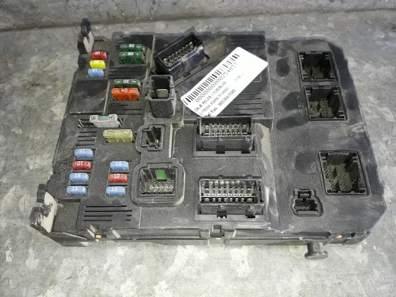 Recambio de caja reles / fusibles para citroen xsara picasso referencia OEM IAM 9653667580 S118085320E 