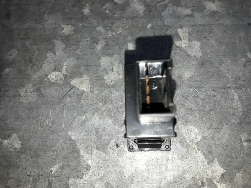 Recambio de interruptor para toyota avensis berlina (t25) referencia OEM IAM 8415005031 37167 