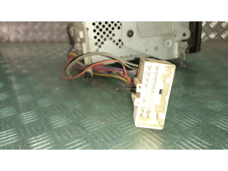 Recambio de sistema audio / radio cd para kia rio 1.5 crdi active referencia OEM IAM E1110R023312  