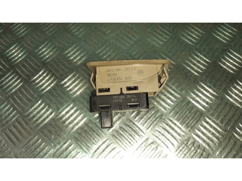 Recambio de mando elevalunas trasero derecho para bmw serie 3 berlina (e90) referencia OEM IAM 6945876 159798003505A 6935534