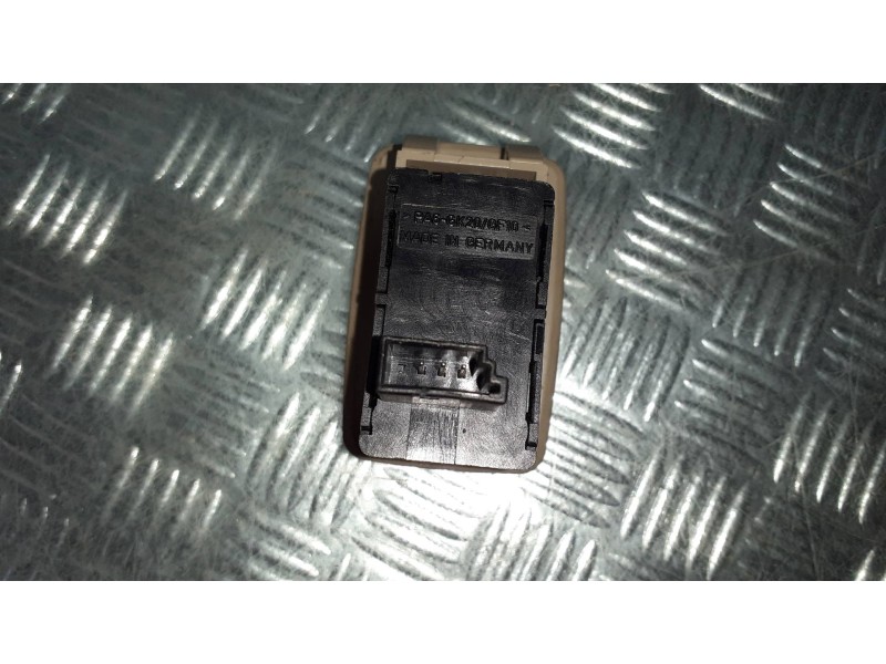 Recambio de mando elevalunas trasero derecho para bmw serie 3 berlina (e90) referencia OEM IAM 6945876 159798003505A 6935534