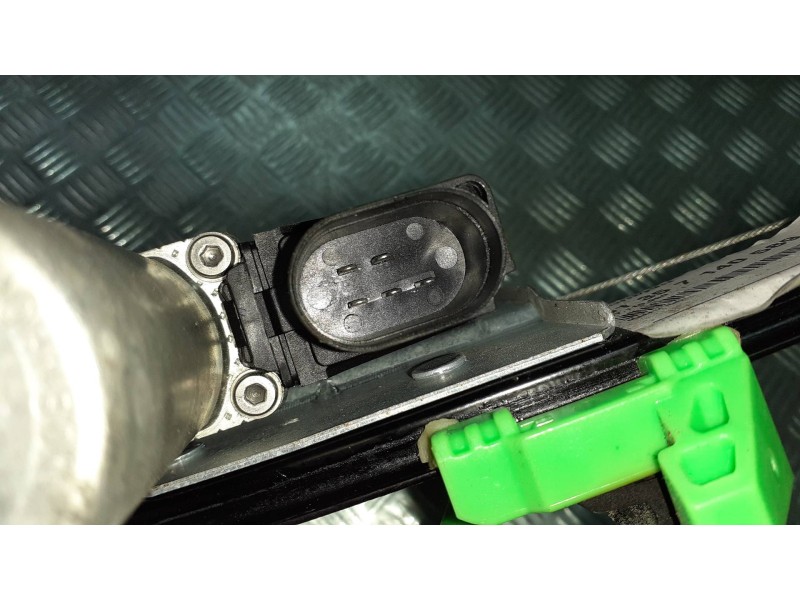 Recambio de elevalunas trasero izquierdo para bmw serie 3 berlina (e90) referencia OEM IAM 51357140589  ELECTRICO