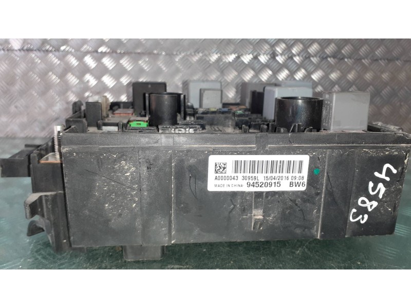 Recambio de caja reles / fusibles para opel mokka referencia OEM IAM 94520915 30959L A0000043