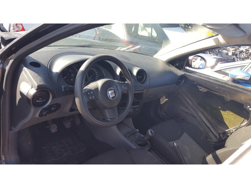 seat ibiza (6l1) del año 2007