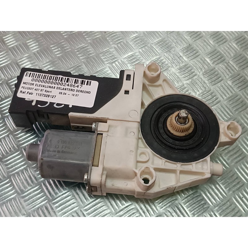 Recambio de motor elevalunas delantero derecho para peugeot 407 st sport referencia OEM IAM 1137328127 994651101 BROSE