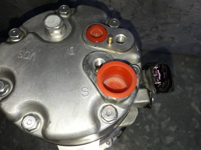 Recambio de compresor aire acondicionado para seat ibiza (6k1) referencia OEM IAM 020215 1215 HFC134A