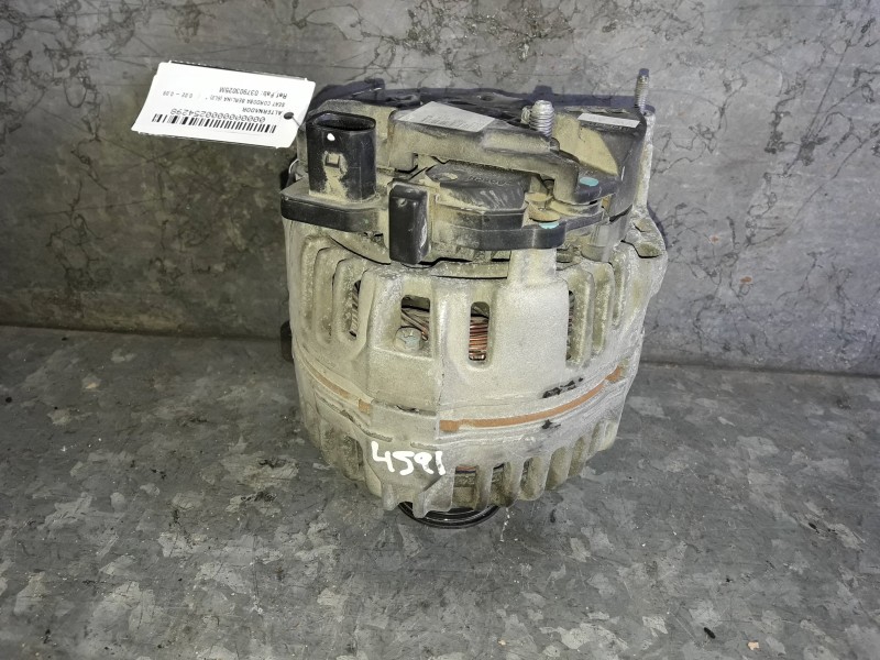 Recambio de alternador para seat cordoba berlina (6l2) referencia OEM IAM 037903025M 90A BOSCH