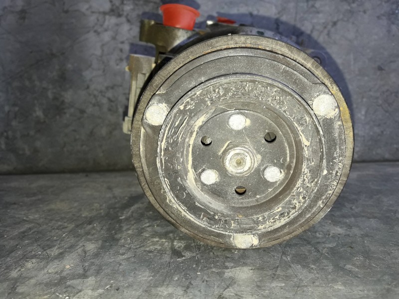 Recambio de compresor aire acondicionado para opel mokka referencia OEM IAM 42472894 0020206 R134A