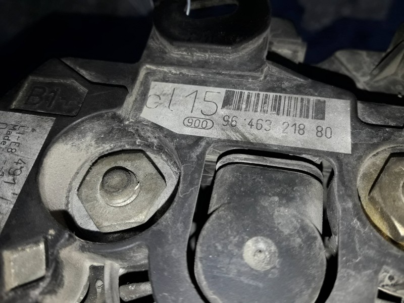 Recambio de alternador para peugeot 307 (s1) referencia OEM IAM 9646321880 150A BOSCH