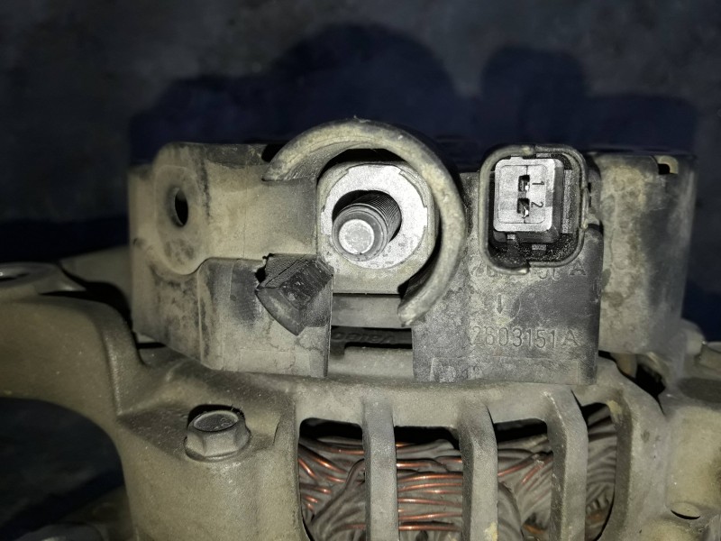 Recambio de alternador para peugeot 307 (s1) referencia OEM IAM 9656956280 2542923A 12V