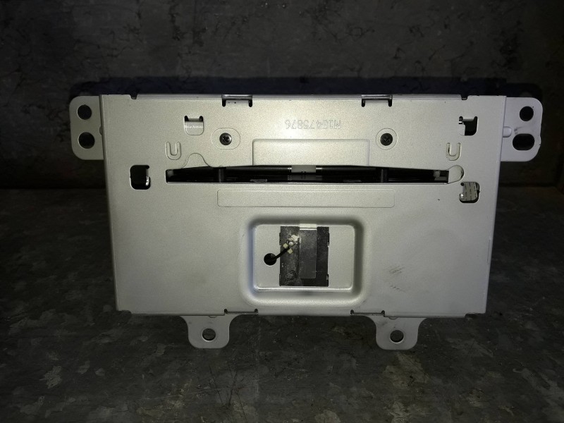 Recambio de sistema audio / radio cd para opel mokka referencia OEM IAM 84046061  
