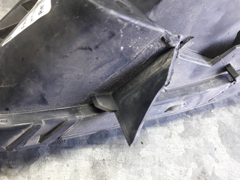 Recambio de faro antiniebla izquierdo para hyundai i30cw referencia OEM IAM E312543  2 PINES