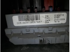 Recambio de caja reles / fusibles para fiat croma (194) 1.9 16v multijet dynamic (12.2007) referencia OEM IAM 0051804118057657 5 2