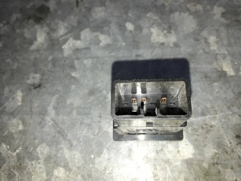 Recambio de interruptor para toyota avensis berlina (t25) referencia OEM IAM 5481V56 TR8801 