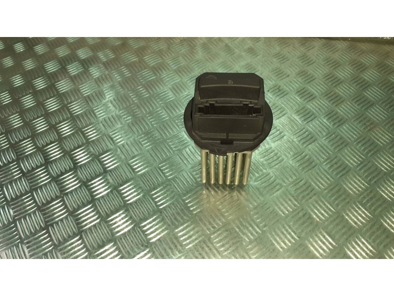 Recambio de resistencia calefaccion para citroen c4 berlina referencia OEM IAM 5HL00894103  4 PINES