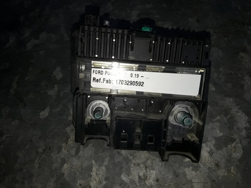 Recambio de caja reles / fusibles para ford puma referencia OEM IAM 1703290592 T30039120426 