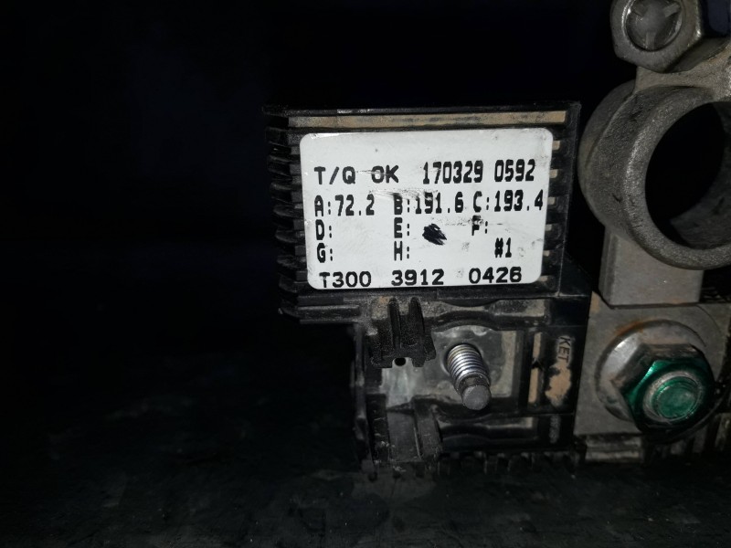 Recambio de caja reles / fusibles para ford puma referencia OEM IAM 1703290592 T30039120426 