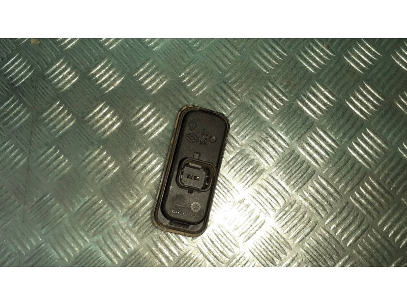 Recambio de maneta exterior maletero / porton para renault zoe referencia OEM IAM 8200076256  2 PINES