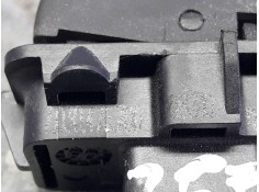 Recambio de mando elevalunas trasero izquierdo para fiat croma (194) 1.9 16v multijet dynamic (12.2007) referencia OEM IAM 70304 2