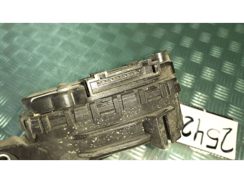 Recambio de pedal acelerador para audi a4 berlina (8e) referencia OEM IAM 8E1723523Q  