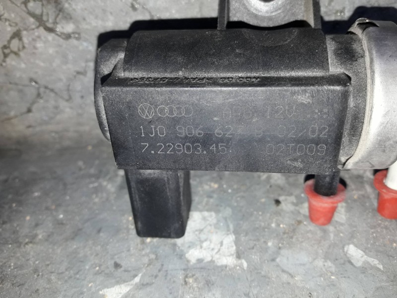 Recambio de valvula aire adicional para audi a3 (8l) referencia OEM IAM 1J090662B 72290345 