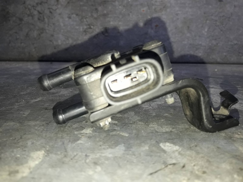 Recambio de sensor presion para toyota avensis berlina (t25) referencia OEM IAM 8948020030  