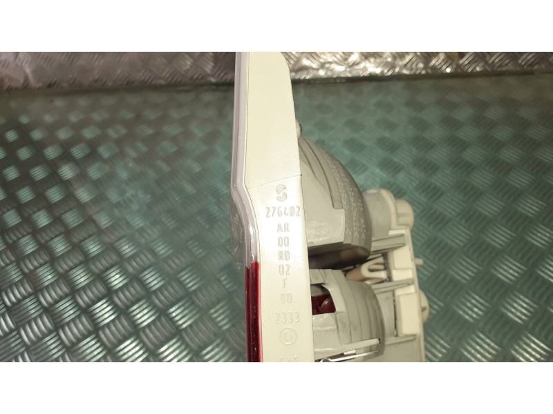 Recambio de piloto trasero derecho interior para bmw serie 3 berlina (e90) referencia OEM IAM 276402  4 PINES