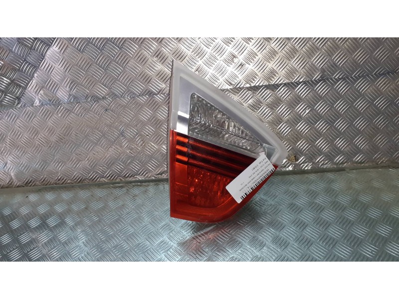 Recambio de piloto trasero izquierdo interior para bmw serie 3 berlina (e90) referencia OEM IAM 276401  4 PINES