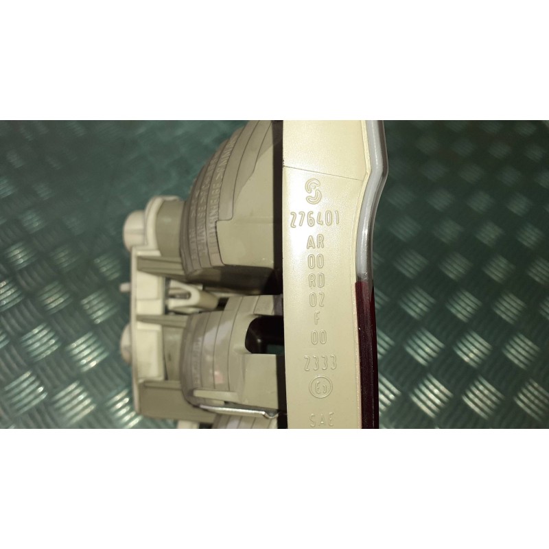 Recambio de piloto trasero izquierdo interior para bmw serie 3 berlina (e90) referencia OEM IAM 276401  4 PINES