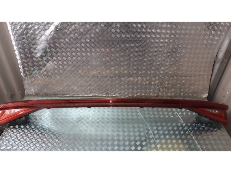 Recambio de piloto trasero central para seat leon (kl1) referencia OEM IAM 5FA945307G  