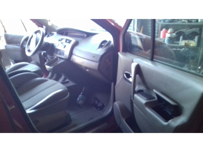 renault scenic ii del año 2005