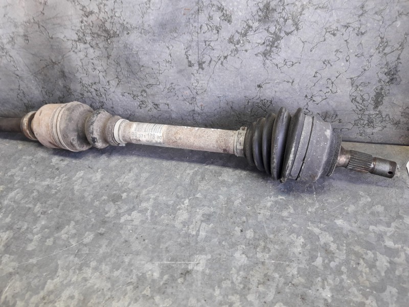 Recambio de transmision delantera derecha para peugeot 307 (s1) referencia OEM IAM 9637117880  