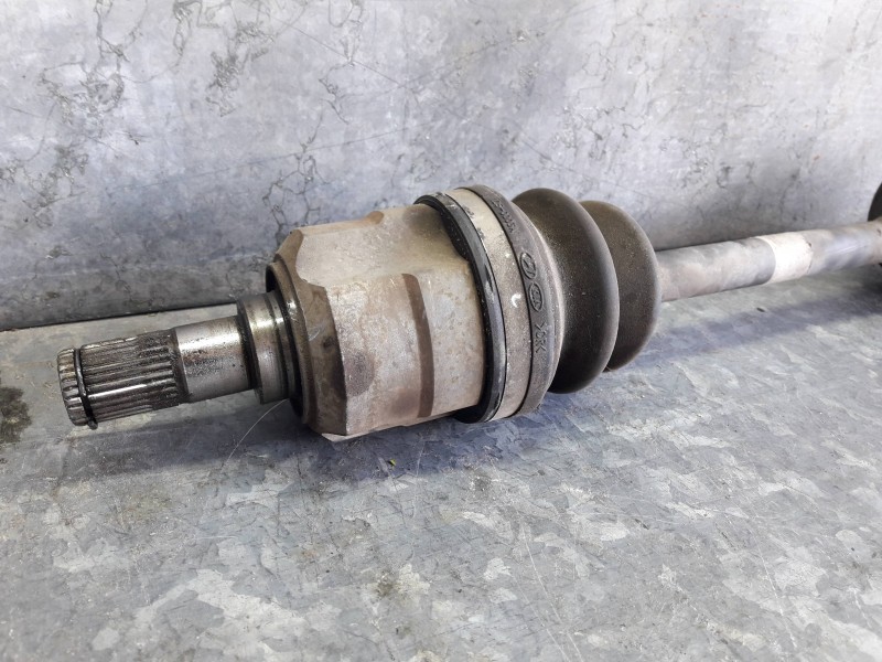 Recambio de transmision delantera izquierda para hyundai i30cw referencia OEM IAM   