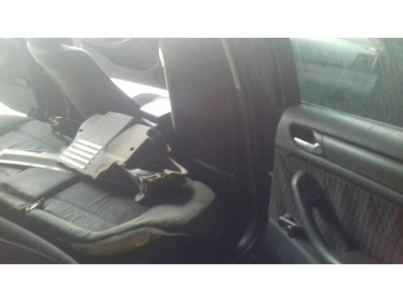 bmw serie 3 berlina (e46) del año 2000