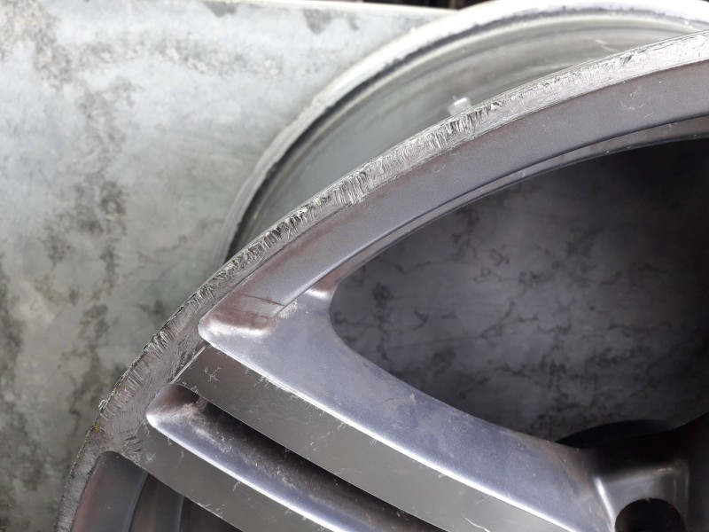 Recambio de llanta para bmw serie 3 berlina (e90) referencia OEM IAM BK133  19X8.5JJ