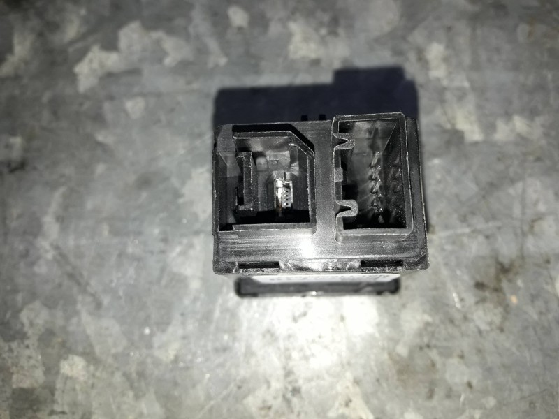 Recambio de modulo electronico para opel mokka referencia OEM IAM 20874710 NAL116057947 ENTRADA AUX/USB