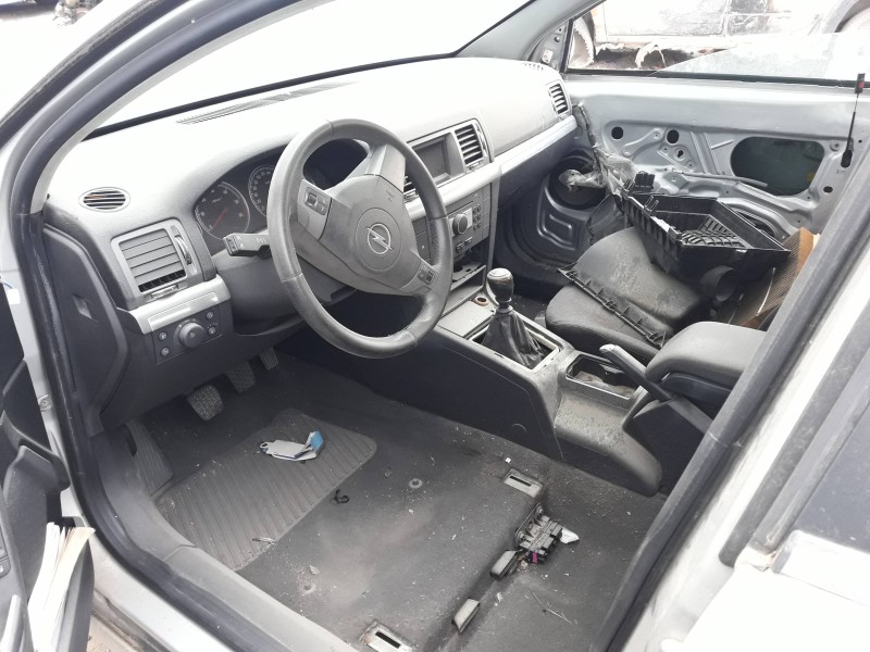 opel vectra c berlina del año 2006